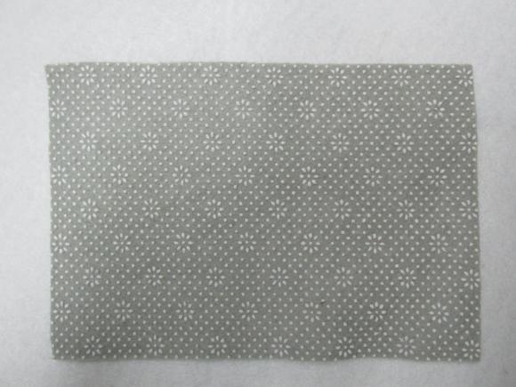 米白色太阳花点塑