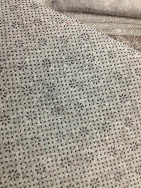 无纺布黑太阳花点塑